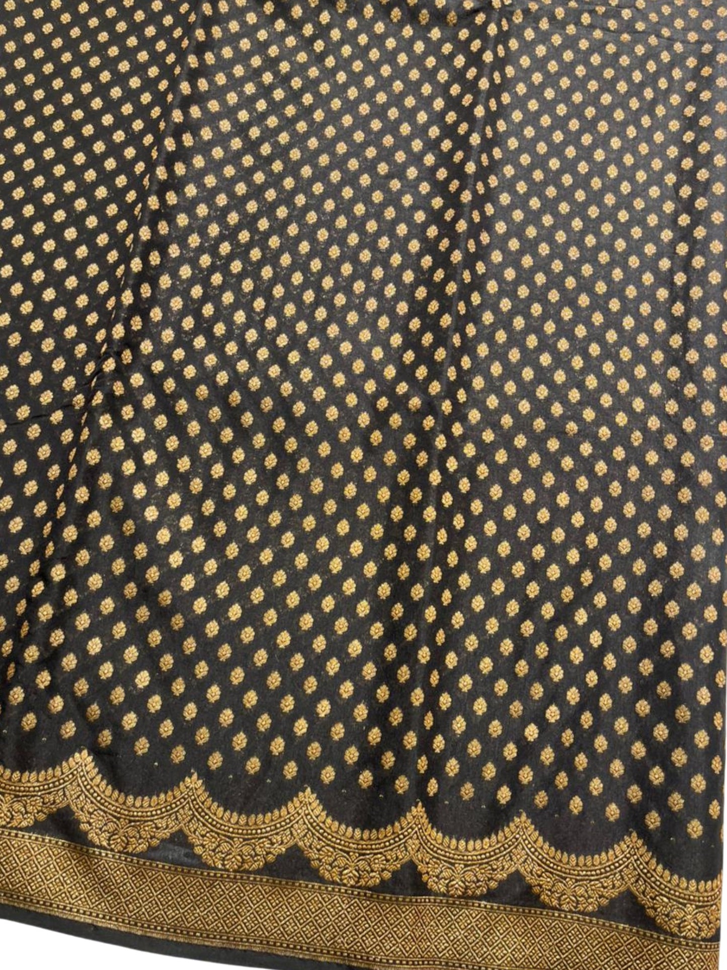 Southloom Munga Silk Saree with Woven Work on Body and Borders (Black)