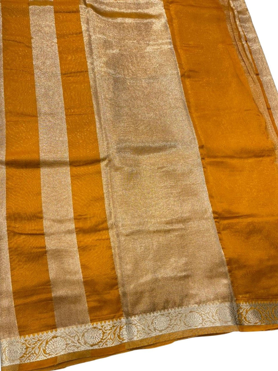 Southloom Tissue Organza Saree With Stripes Design in Double colour SL354