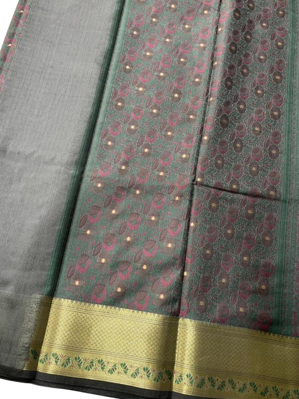 Southloom Resham Work Soft Cotton Banarasi Saree with Woven Work on Body and Borders