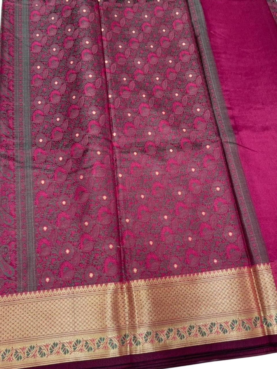 Southloom Resham Work Soft Cotton Banarasi Saree with Woven Work on Body and Borders