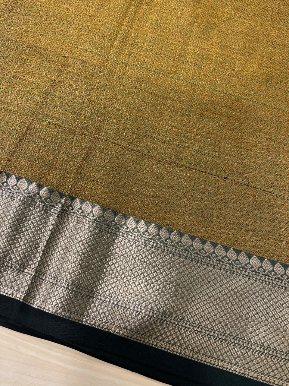 Southloom Resham Work Soft Cotton Banarasi Saree with Woven Work on Body and Borders