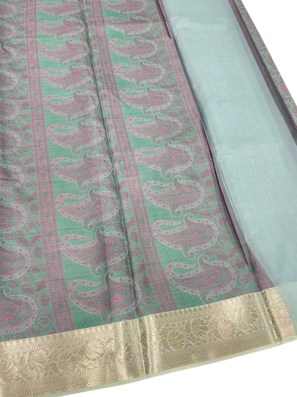 Southloom Resham Work Soft Cotton Banarasi Saree with Woven Work on Body and Borders (Blue)