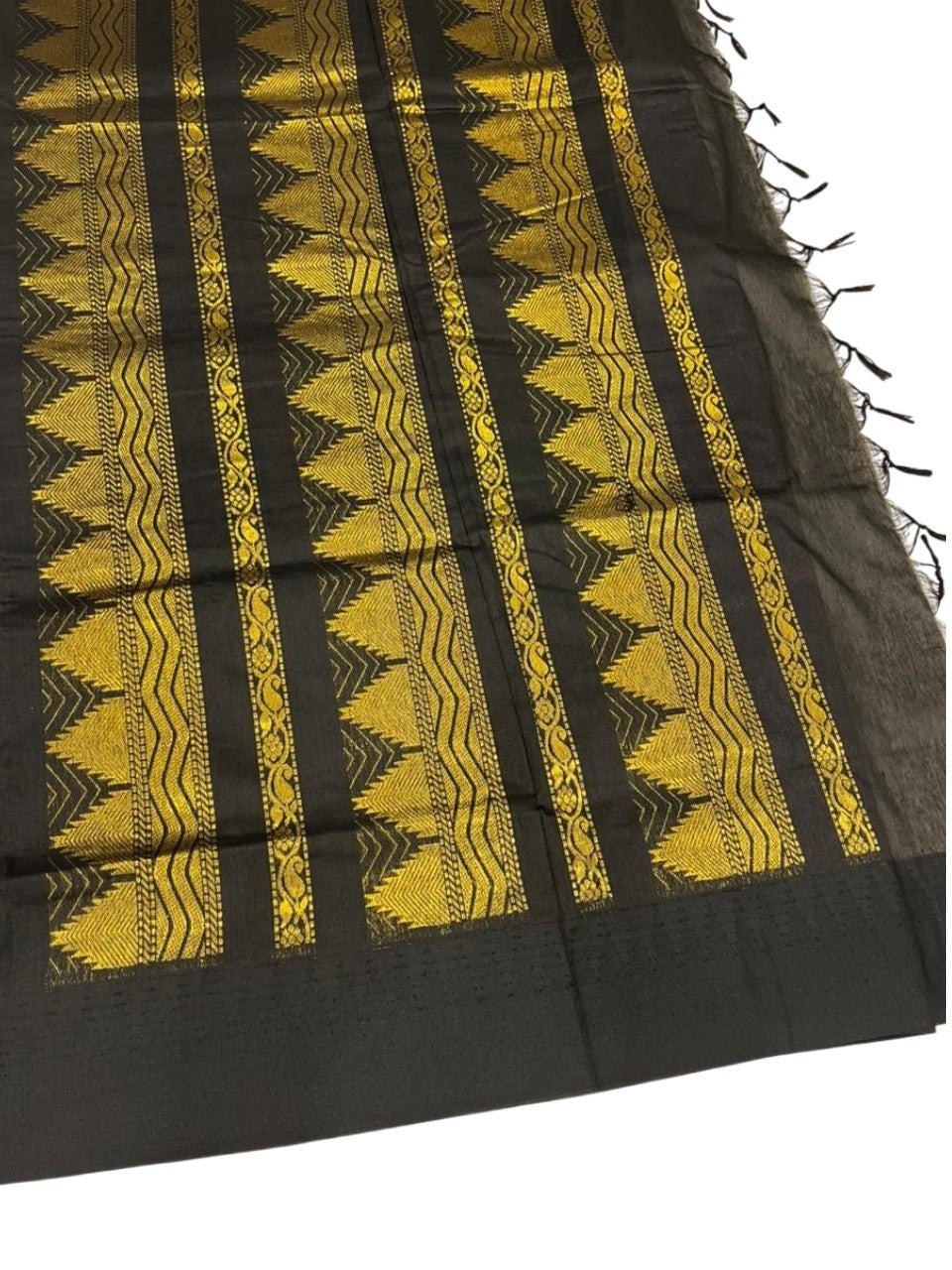 Southloom Kalyani Cotton Saree In lavender And Black With Woven Work on the Body and Borders