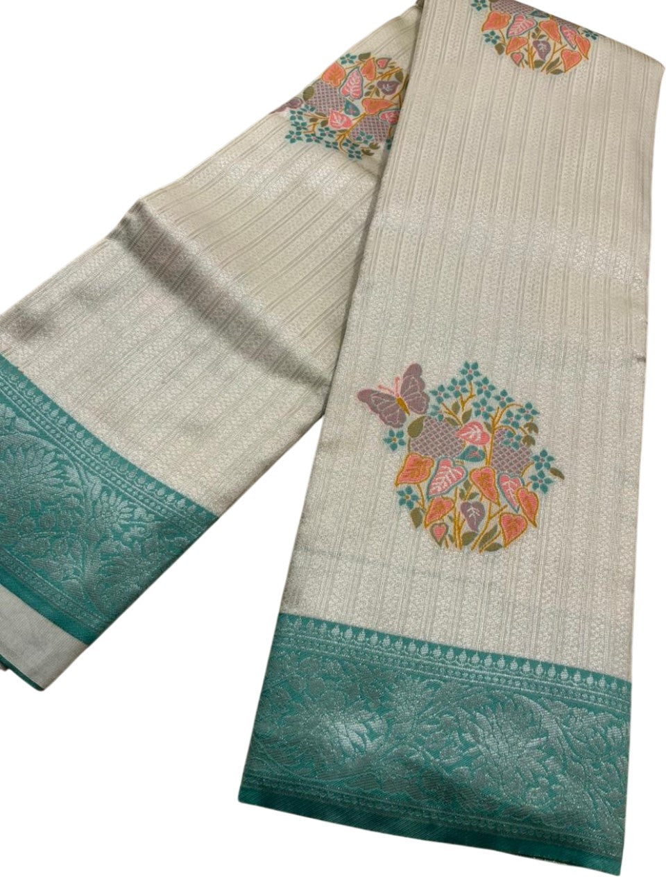 Southloom Kerala Tissue Silk With Butta Work On the Body