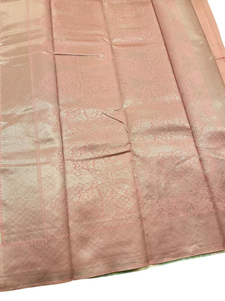 Southloom Kerala Tissue Silk With Butta Work On the Body