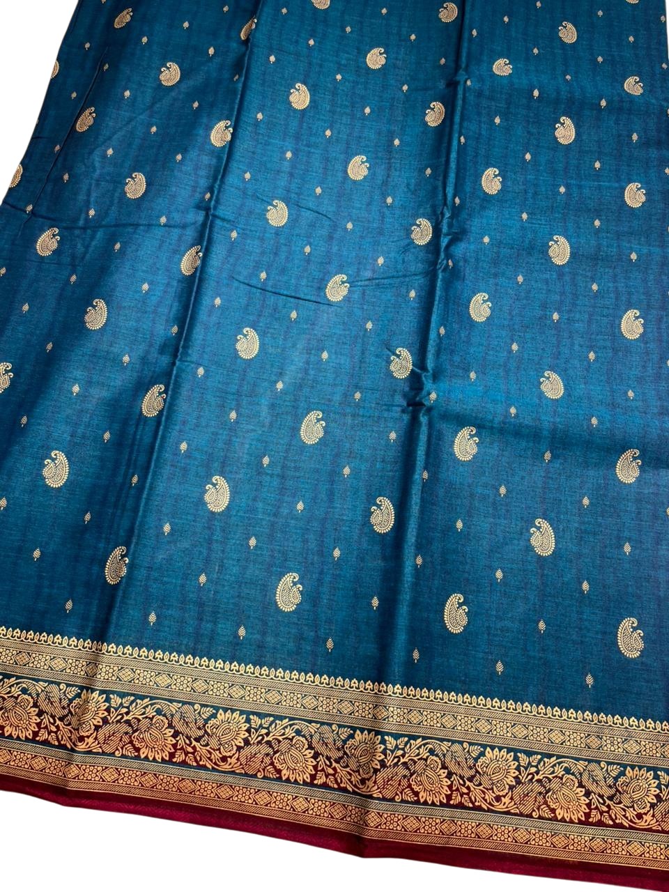 Southloom Muslin Cotton Saree With Floral Prints on the Body and Borders