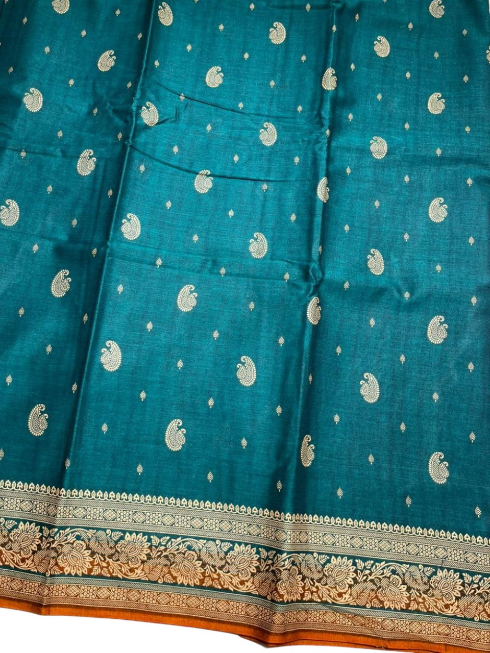 Southloom Muslin Cotton Saree With Floral Prints on the Body and Borders