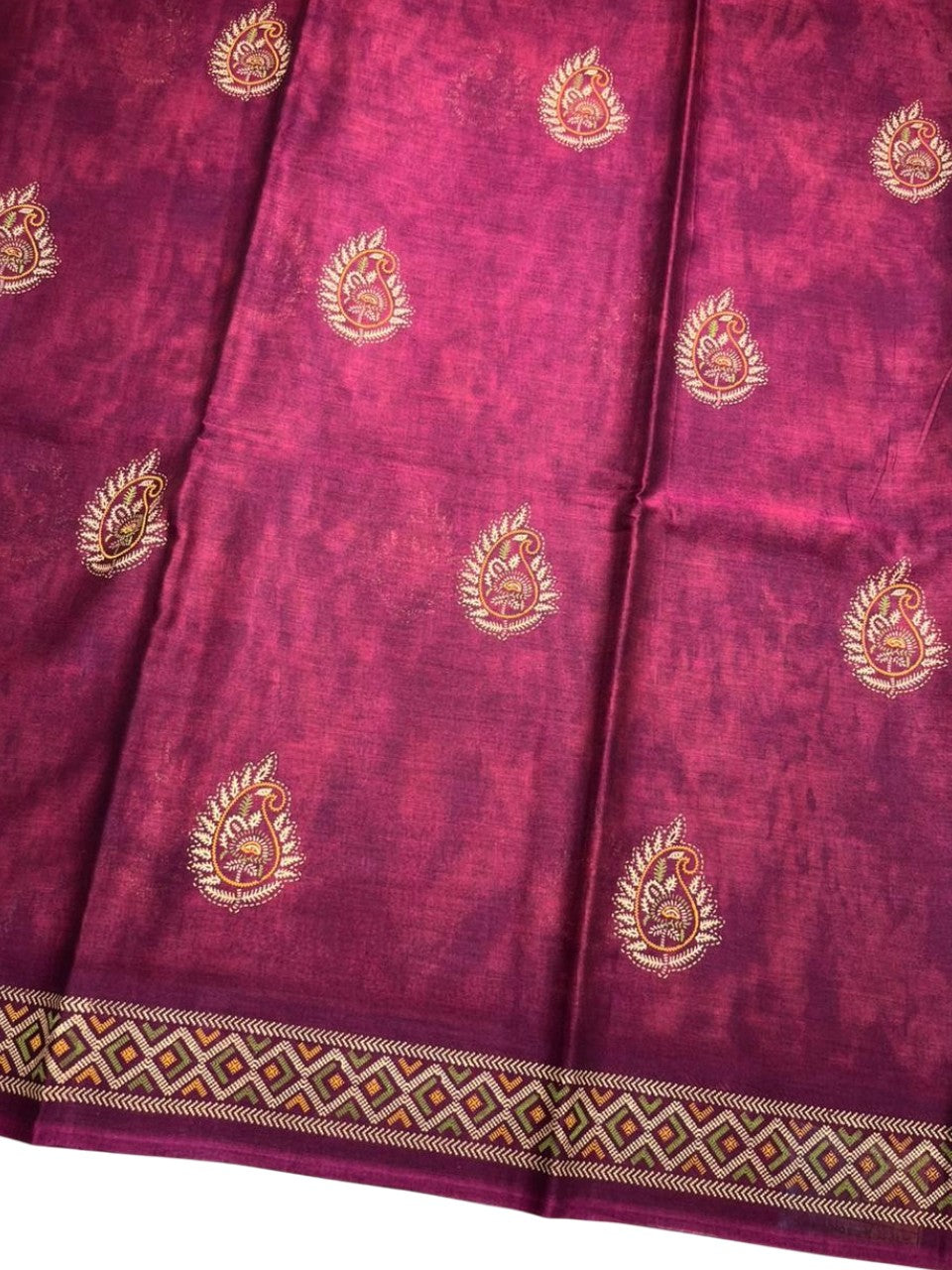 Southloom Muslin Cotton Saree With Floral Prints on the Body and Borders