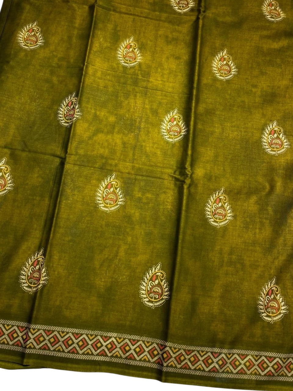 Southloom Muslin Cotton Saree With Floral Prints on the Body and Borders