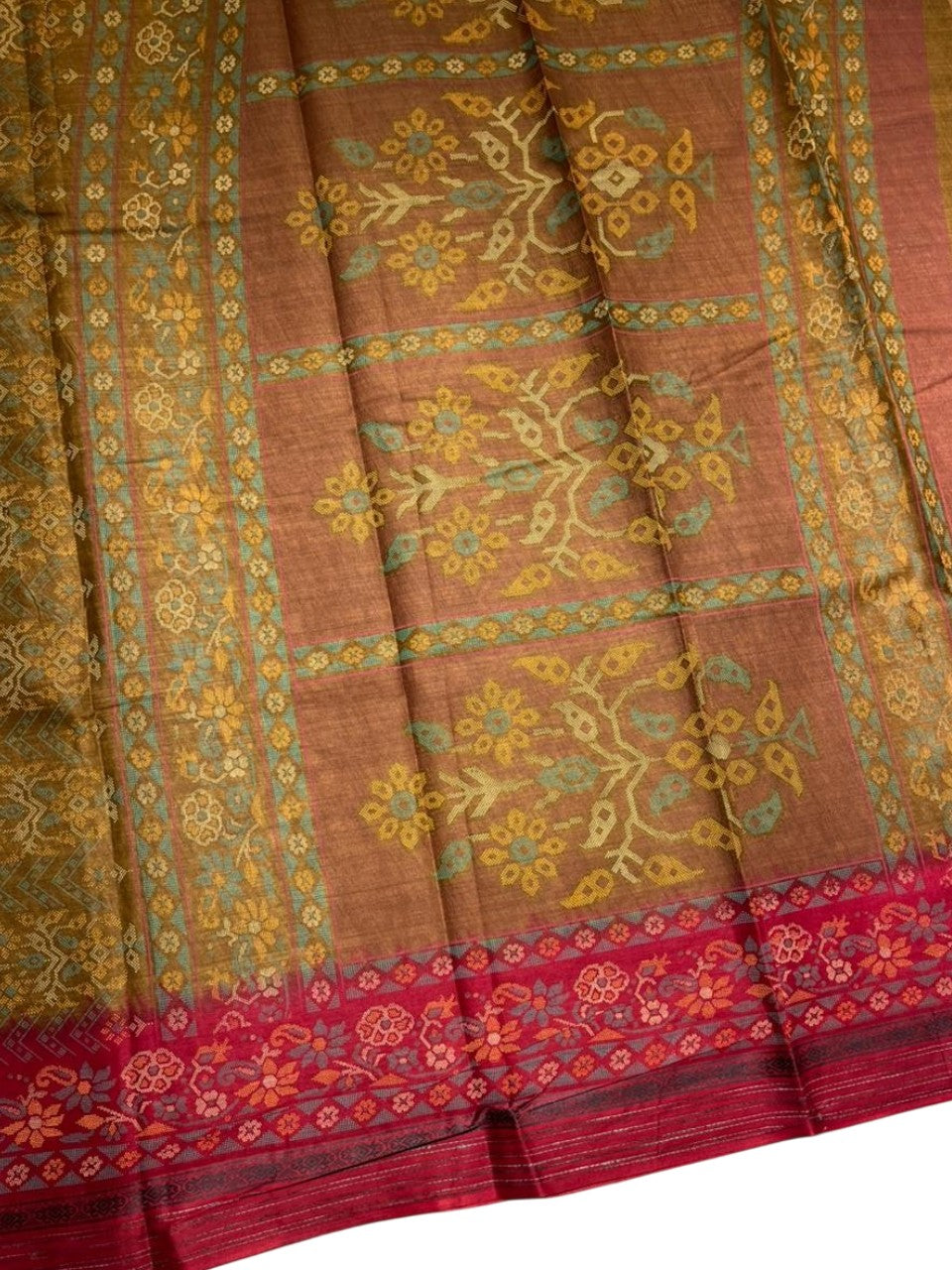 Southloom Muslin Cotton Saree With Floral Prints on the Body and Borders