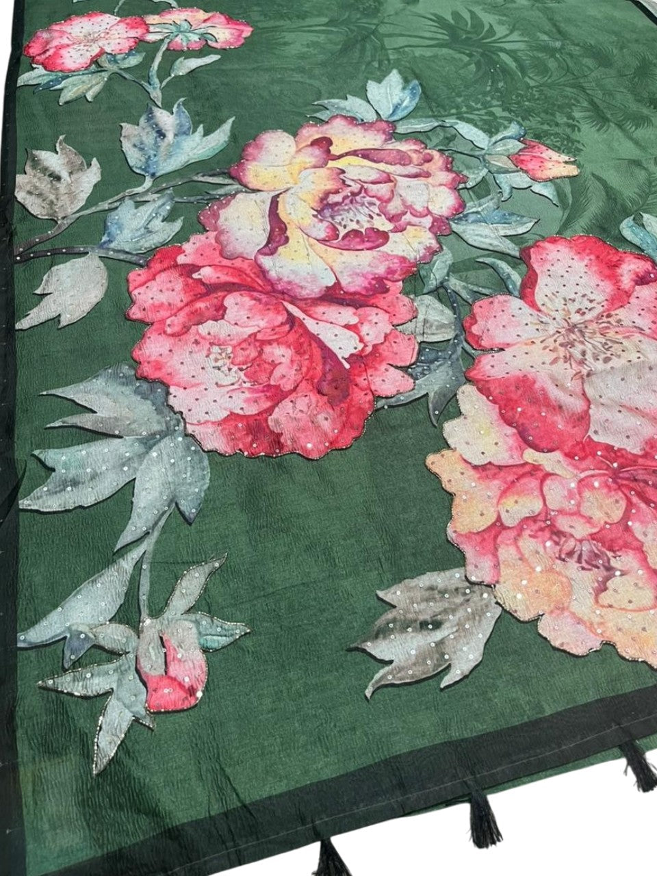 Southloom Designer Colour Saree with Floral Woven Works Across Body in Green