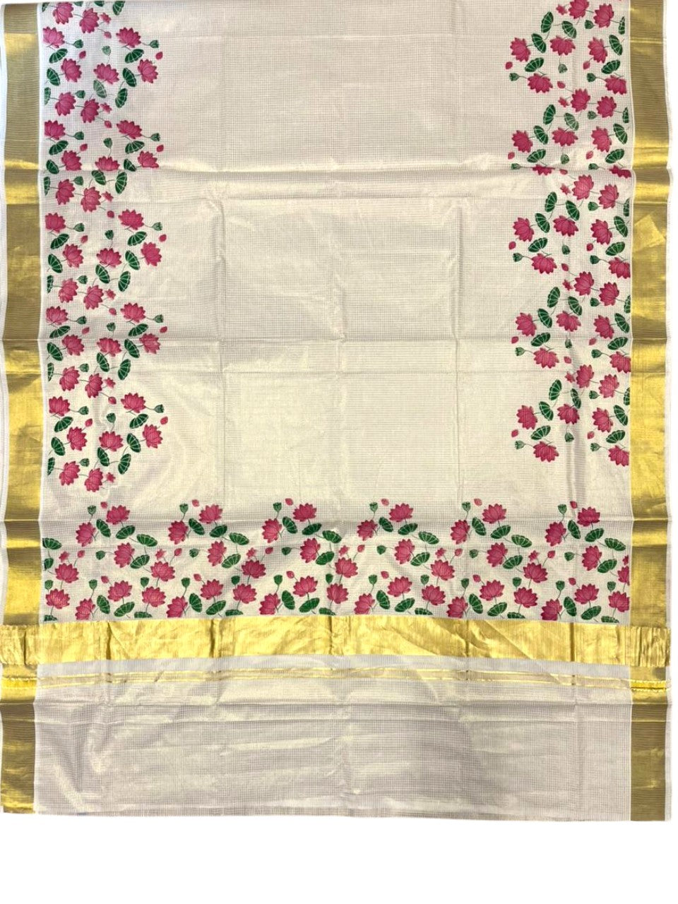 Southloom Kerala Cotton Microcheck Saree with Digital Print Lotus Design SL342