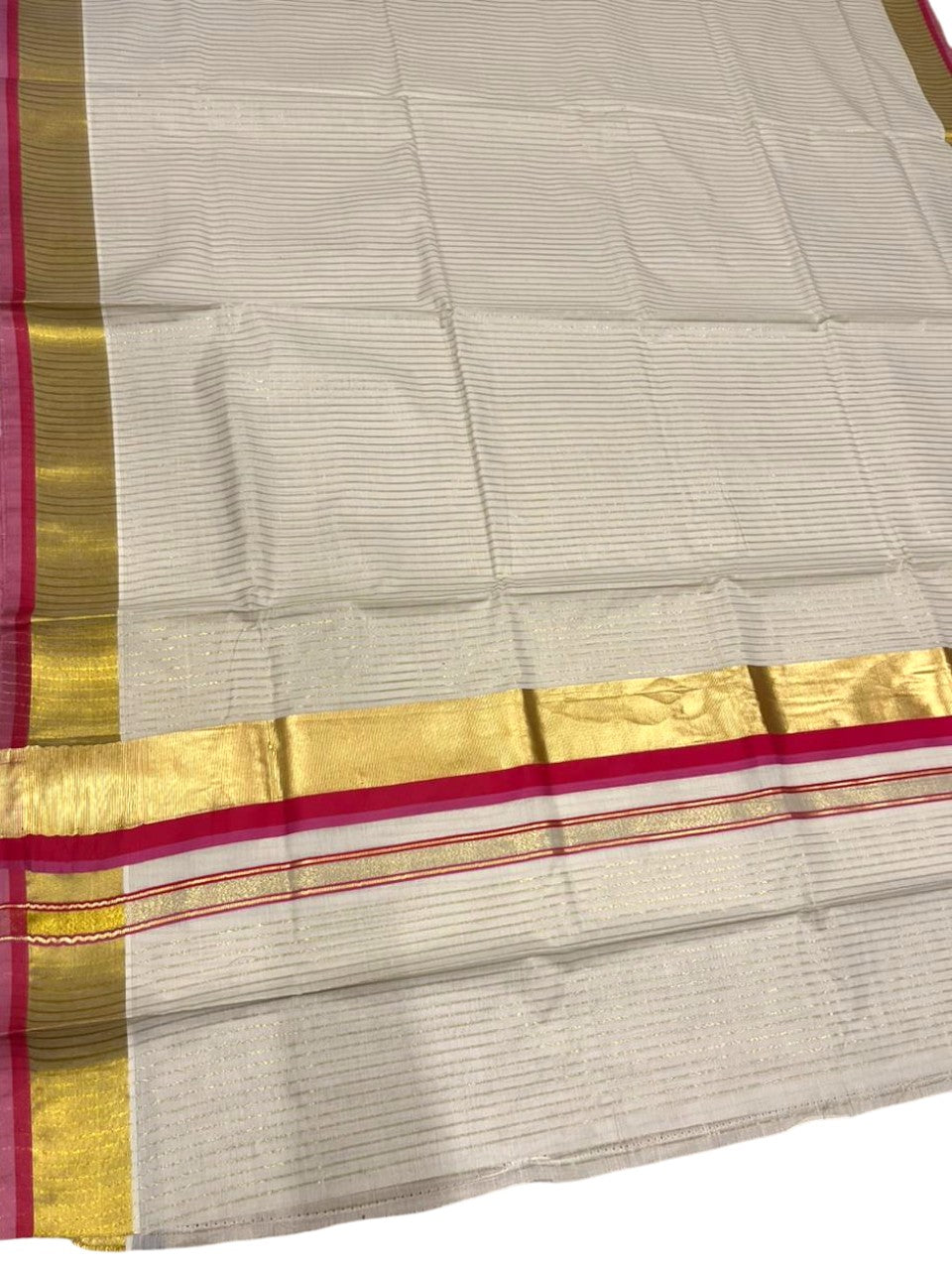 Southloom Kerala Cotton Kasavu Saree with Stripes on Body In Pink And Magenta Border