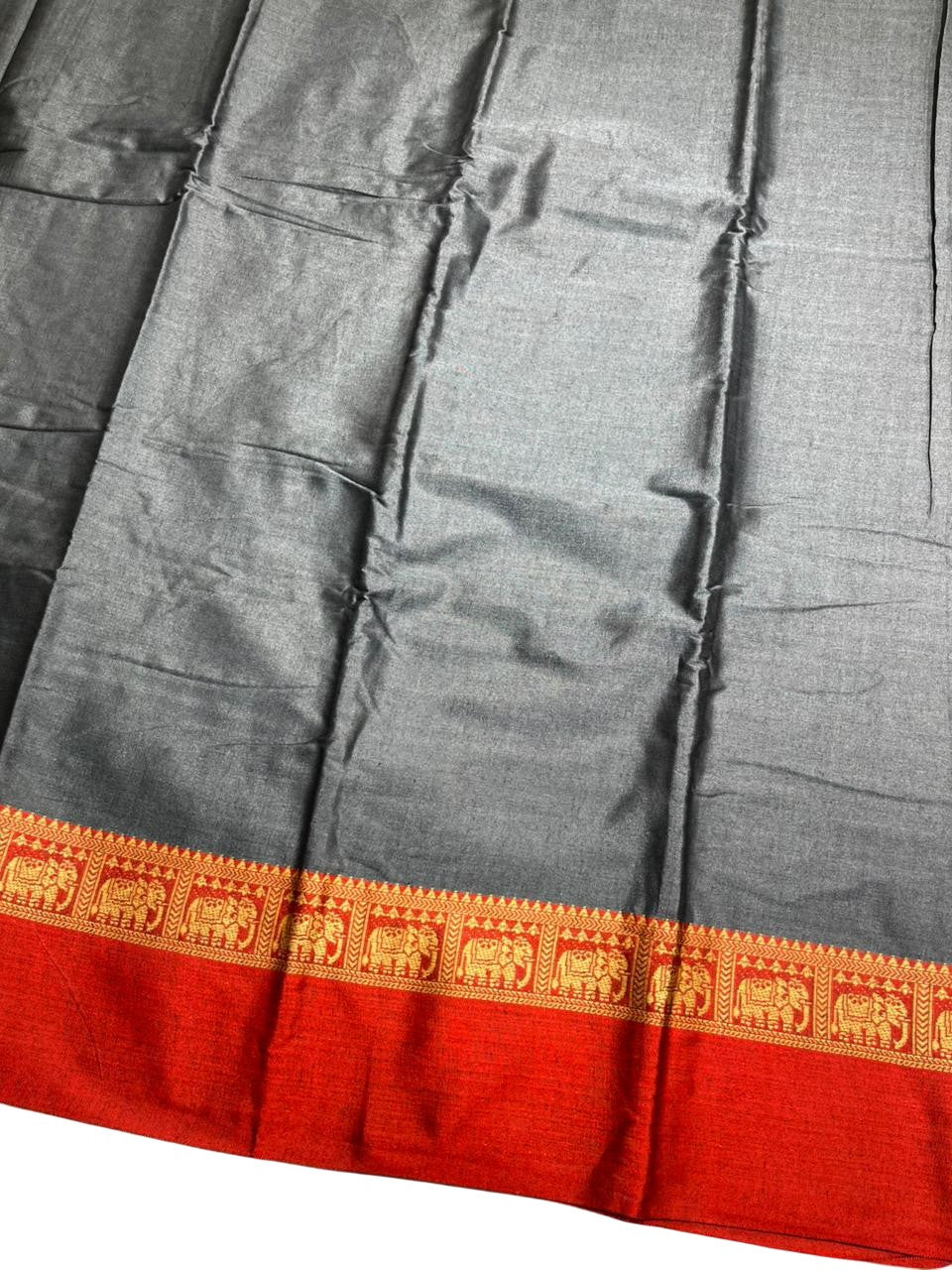 Southloom Kerala Semi Silk Narayan Pett Saree With Woven Work on the Boders With Grey