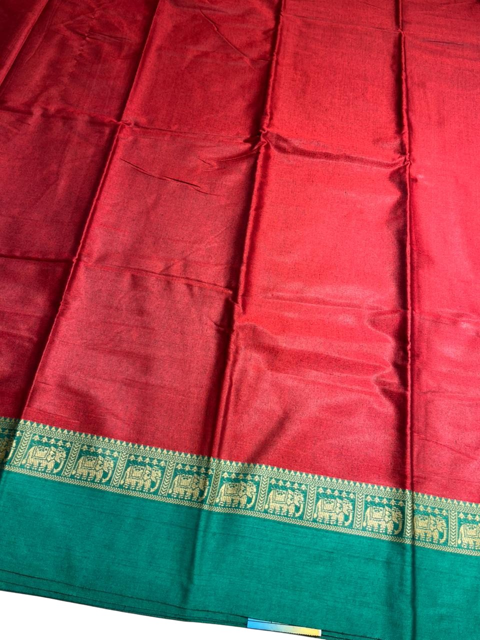 Southloom Kerala Semi Silk Narayan Pett Saree With Woven Work on the Boders With Maroon