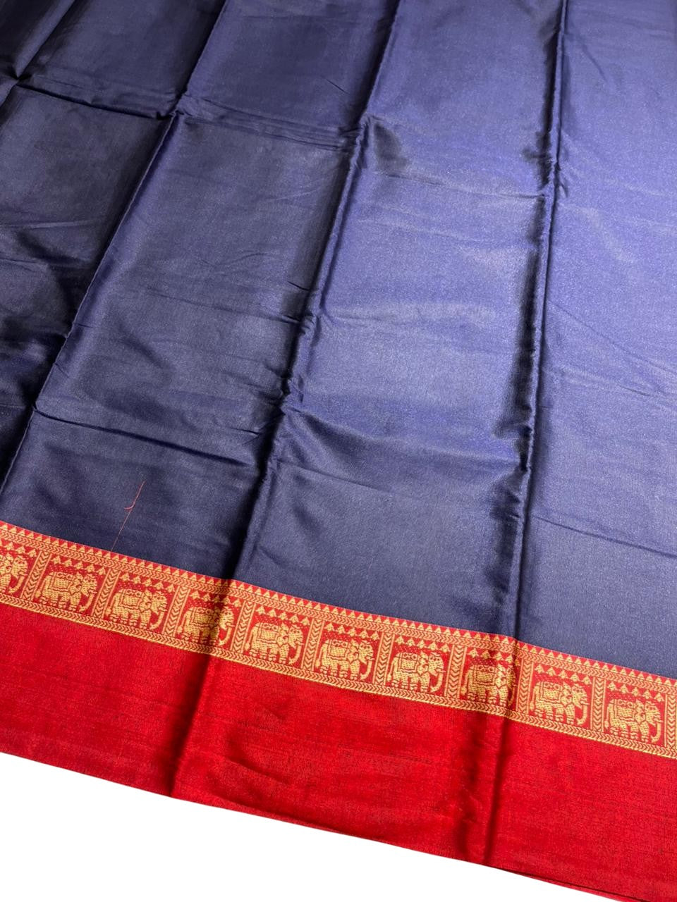 Southloom Kerala Semi Silk Narayan Pett Saree With Woven Work on the Boders With Blue