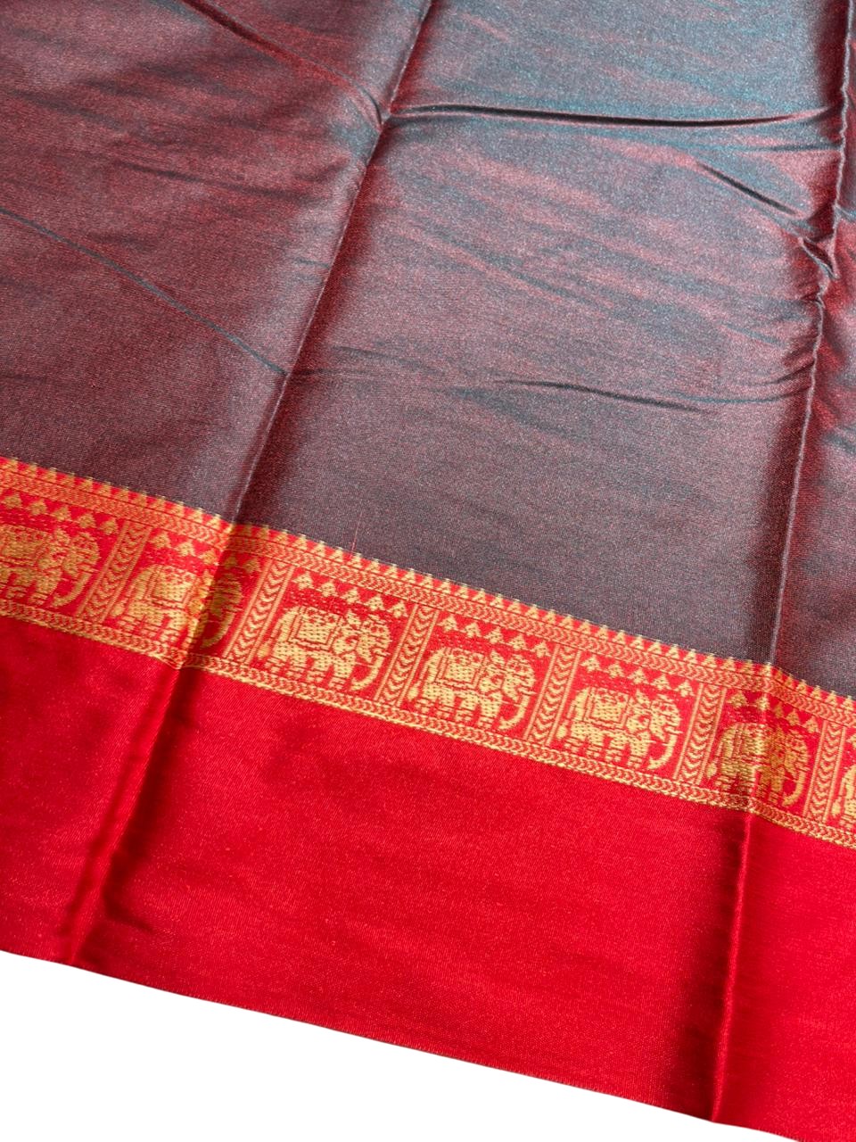 Southloom Kerala Semi Silk Narayan Pett Saree With Woven Work on the Boders With Dark Green
