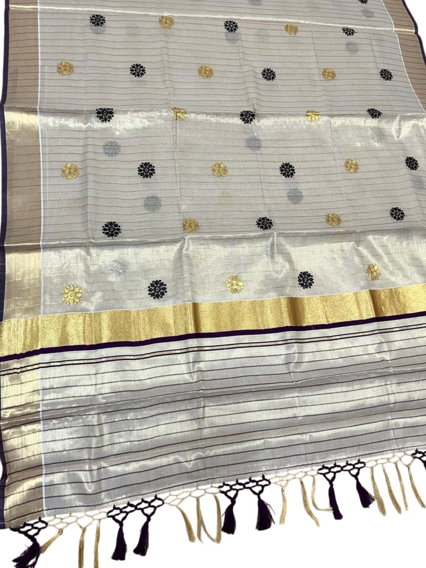 Kerala Tissue Lines Saree With Floral Embroidery Work on The Body In Purple SL312