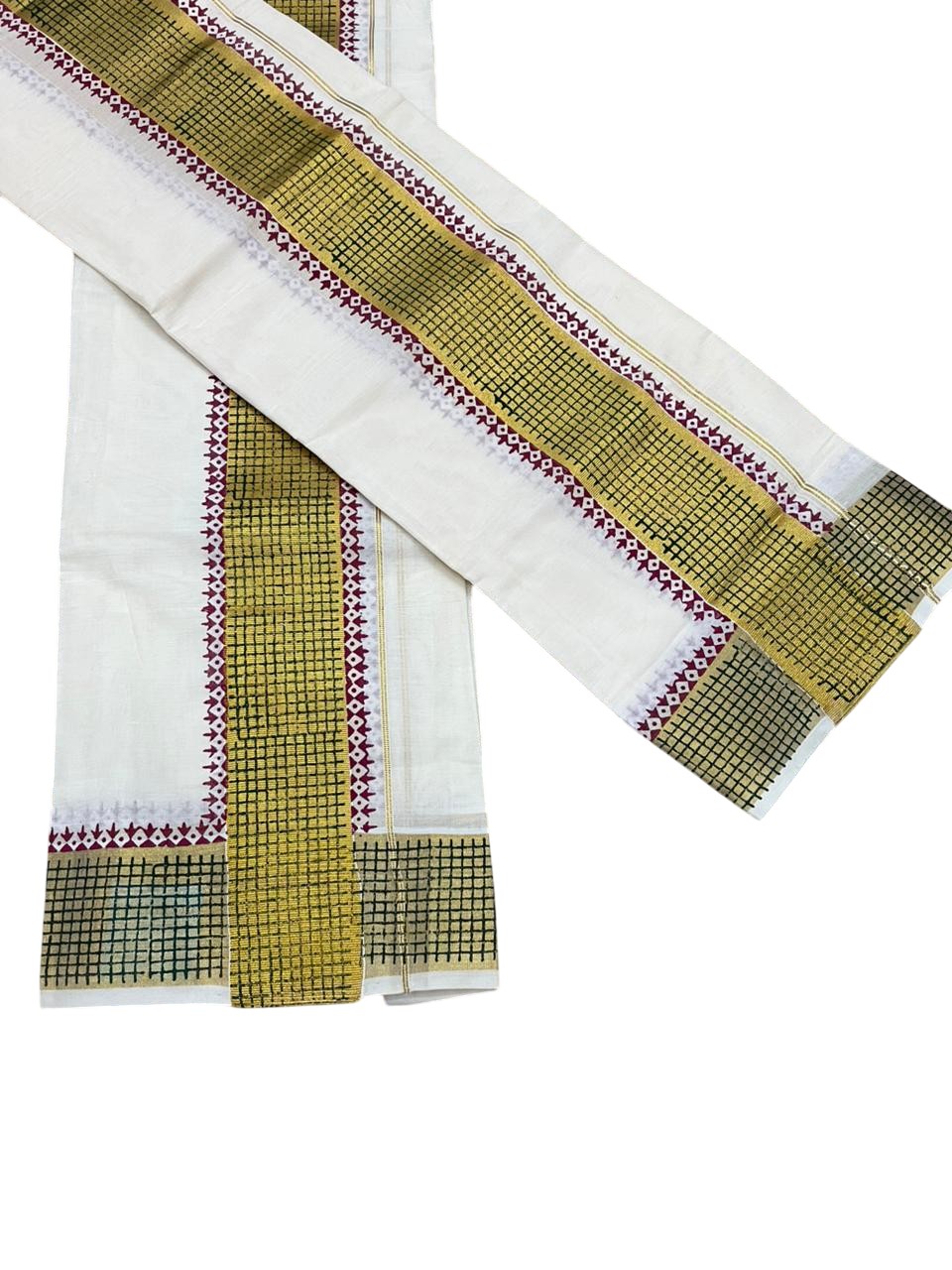 Southloom Pure Cotton Set Mundu with Gold Kasavu and Digital Print in Maroon 2.80 Mtrs SL374