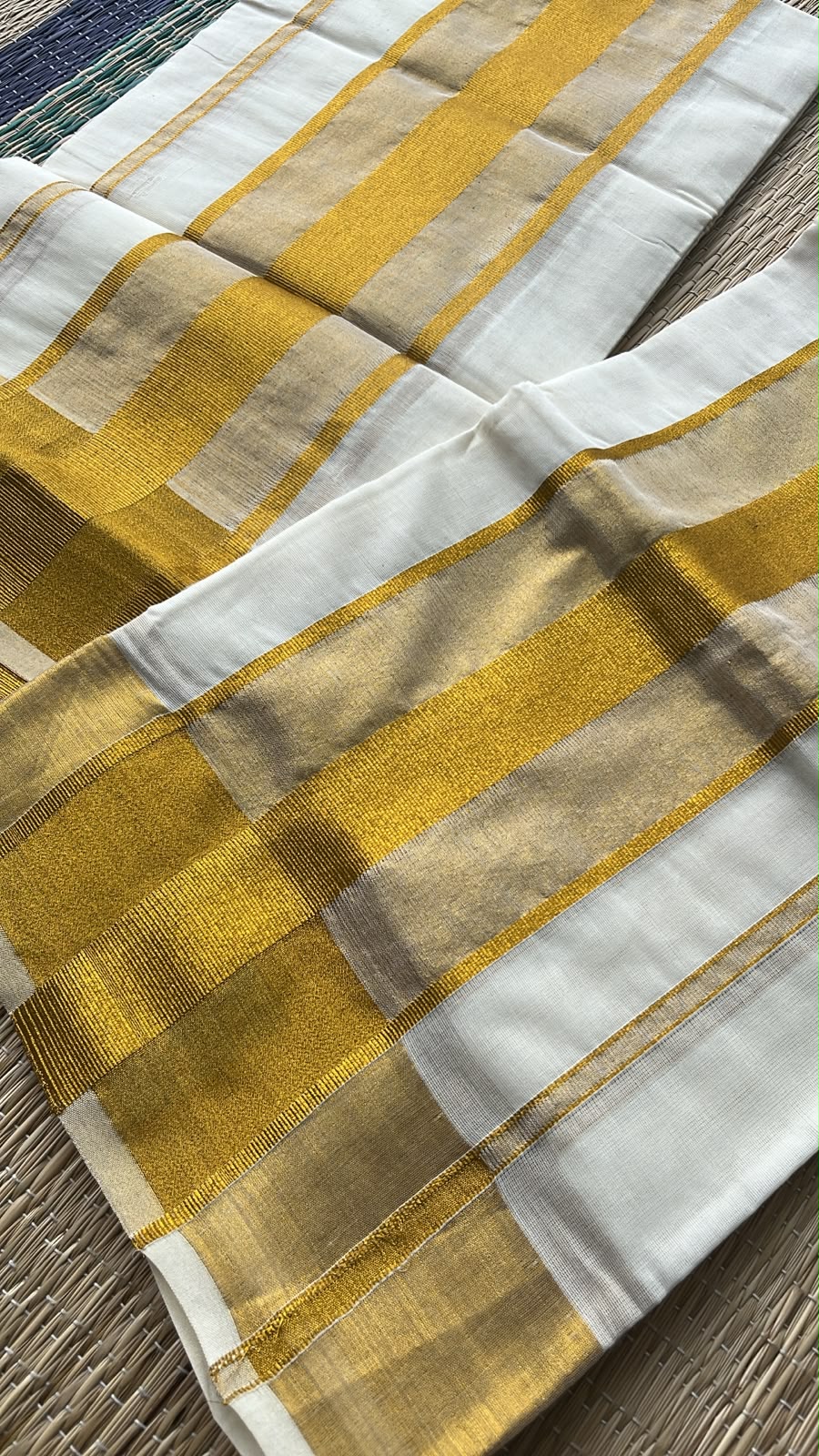 Kerala Cotton Golden Kasavu Single Set Mundu (2.80 mtrs) SL410