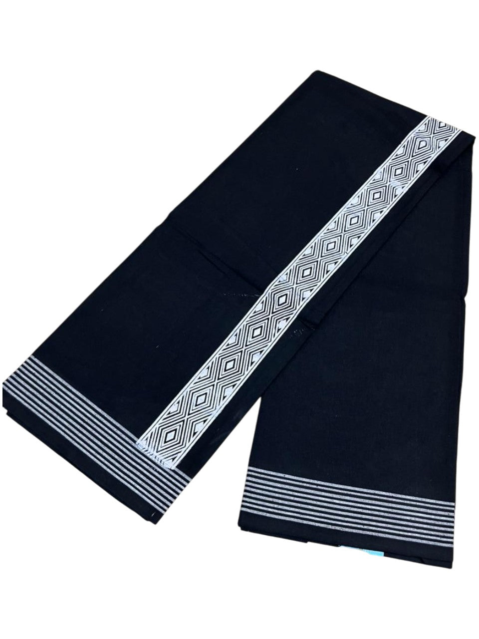 Southloom Black Printed Single Mundu / Otta Mundu / Lungi (South Indian Kerala Dhoti)