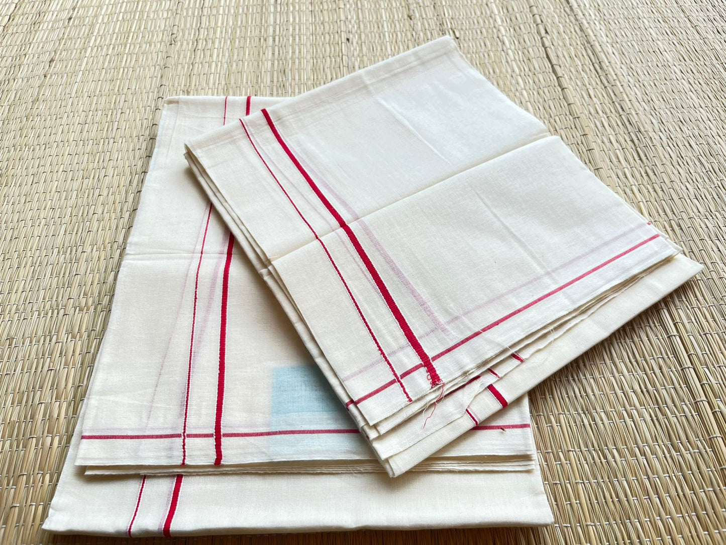 Southloom Cotton Set Mundu With Red Colour Eerkkil Kara (2.80 mtrs) SL415