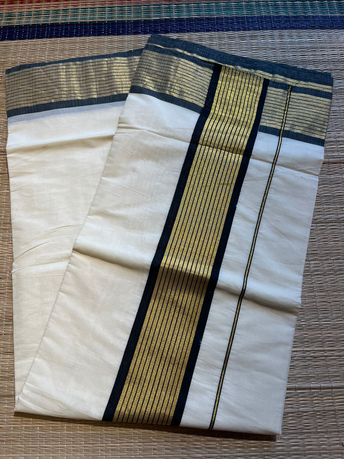 Kerala Cotton Saree With Black And Gold Lines On Border SL430