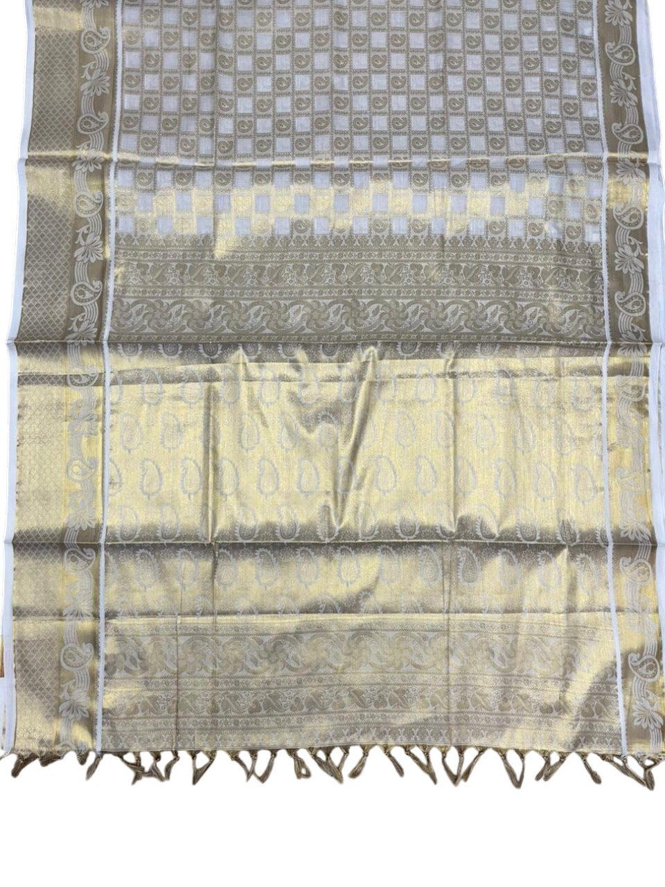 Southloom Kerala Pure Cotton Saree with Peacock Woven Work on Body SL441