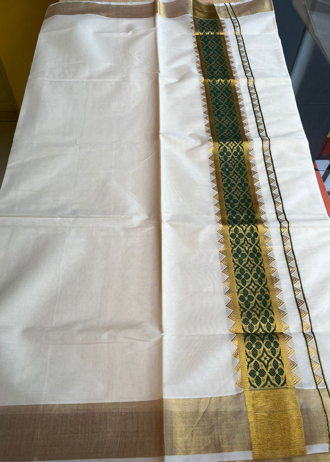 Southloom Kerala Cotton Saree (Green) SL452