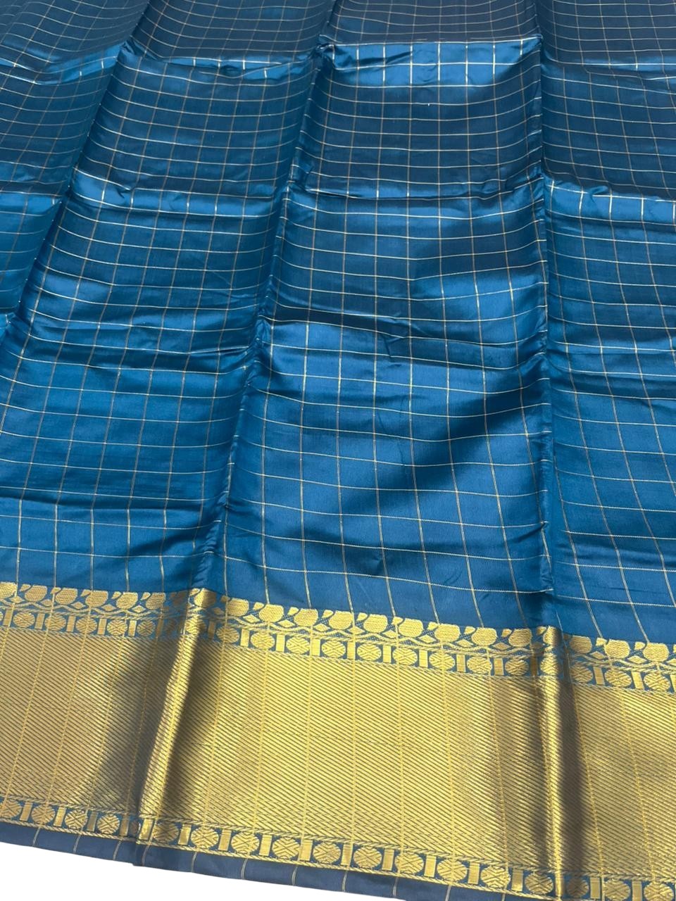 Southloom Kerala Semi Silk Saree With Check Design In Peacock Green