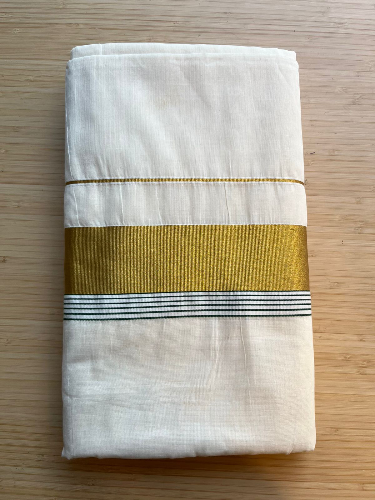 Kerala Cotton Plain Body With Golden Kasavu Border Saree SL473