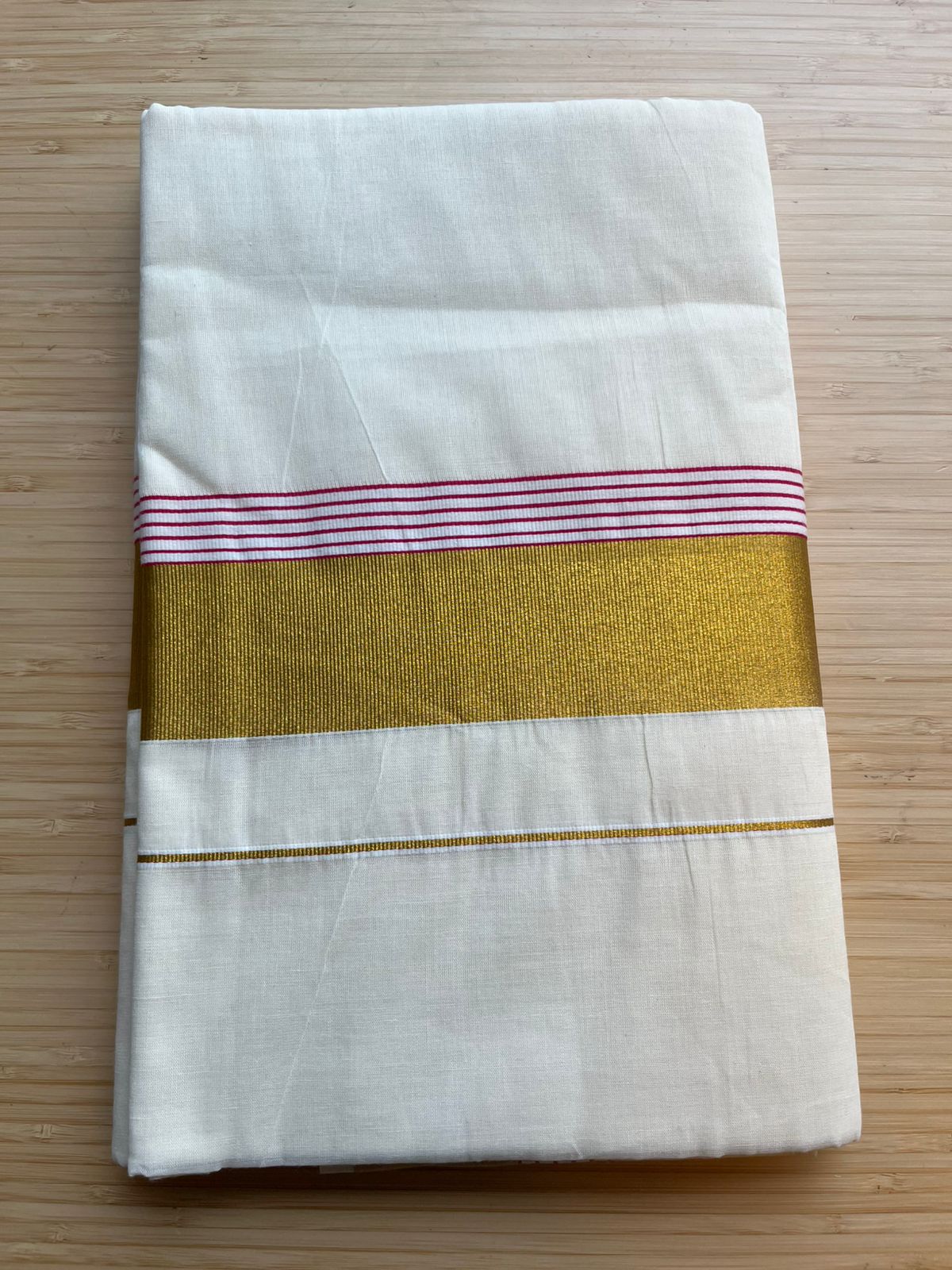 Kerala Cotton Plain Body With Golden Kasavu Border Saree SL473