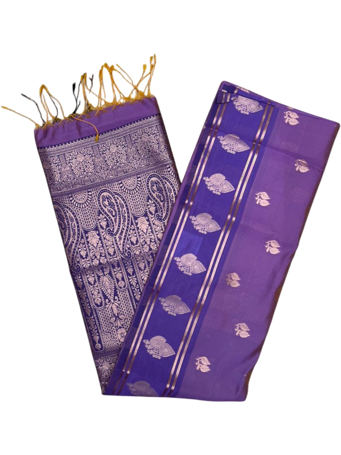 Southloom Semi Soft Silk Saree with Butta Works Across Body And Borders In Lavender
