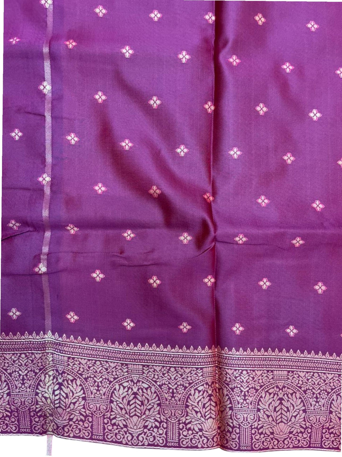 Southloom Semi Soft Silk Saree with Butta Works Across Body And Borders In Pink And Magenta