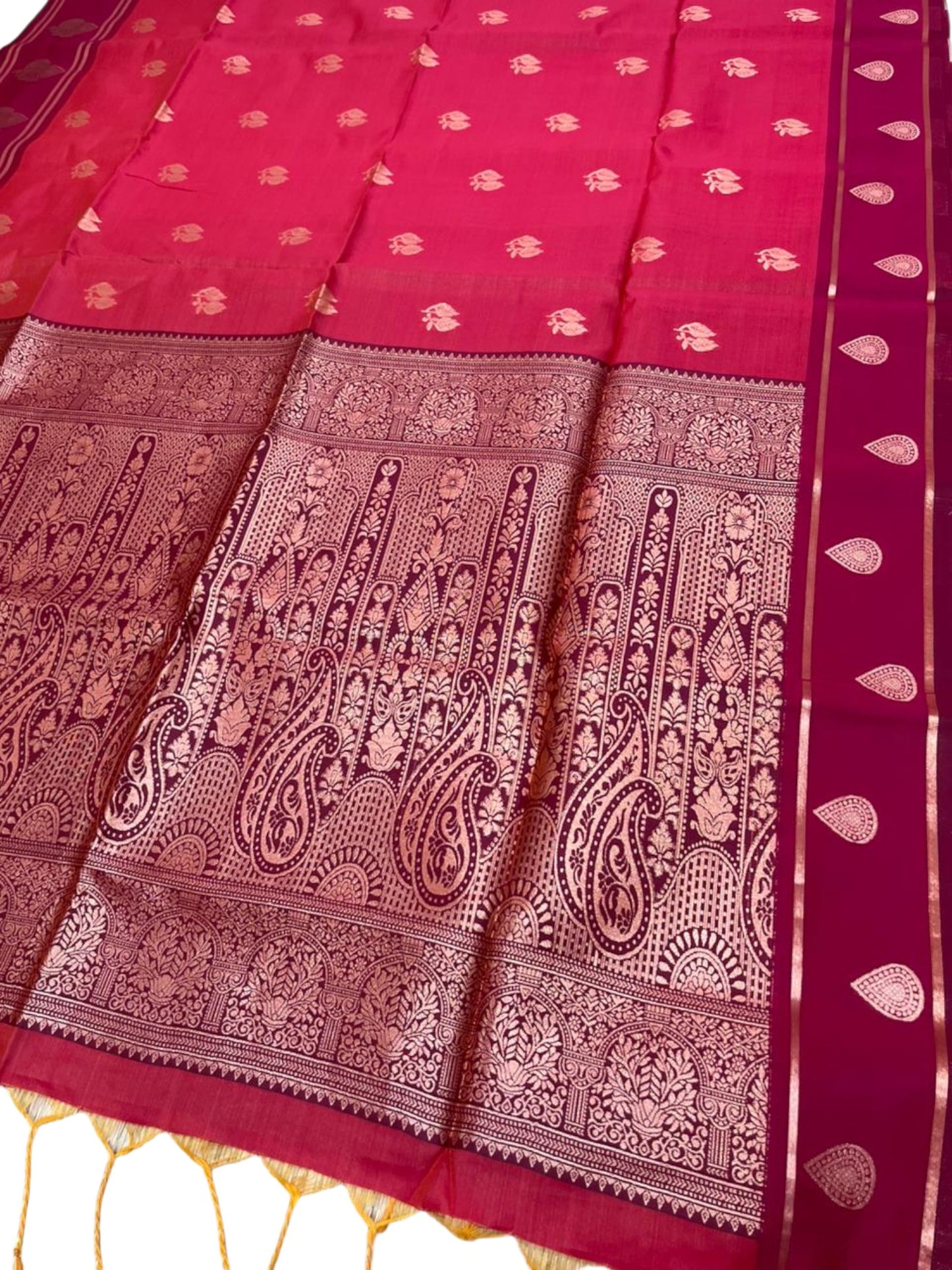 Southloom Semi Soft Silk Saree with Butta Works Across Body And Borders Red & Magenta And Red