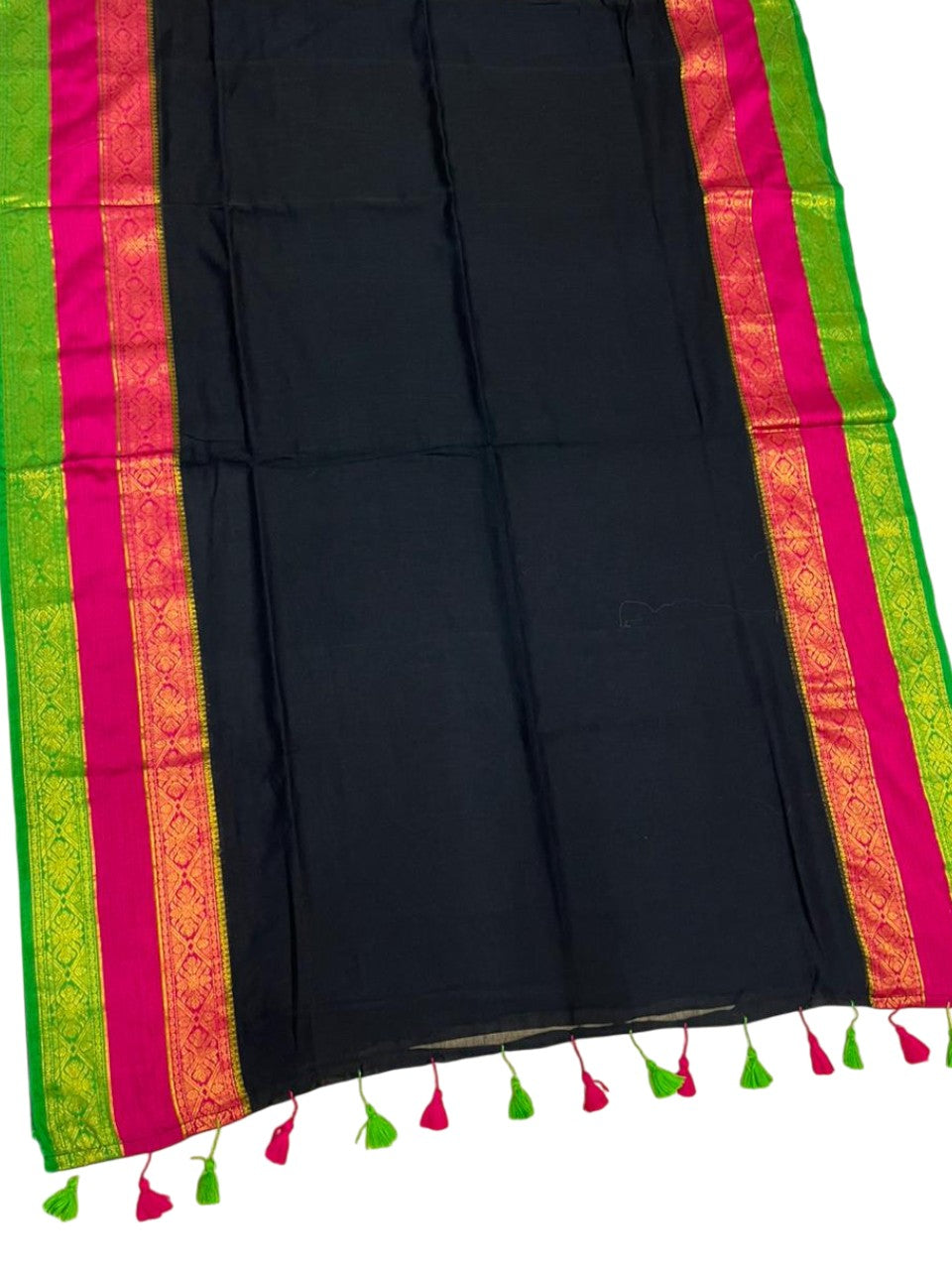 Southloom Mul Cotton 120 x 120 Soft Fabric Saree With Kanchi border SL215