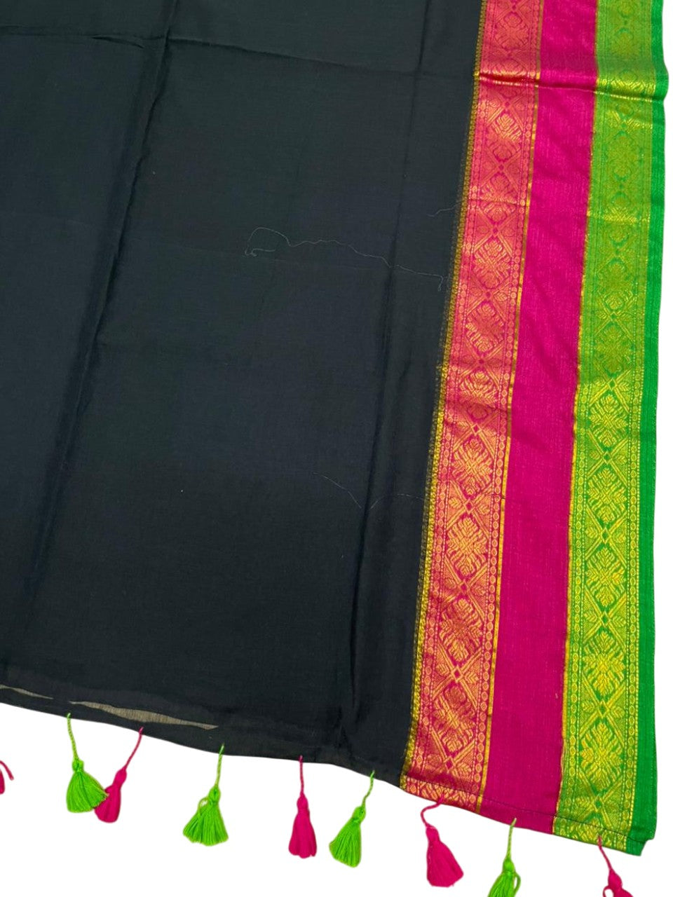 Southloom Mul Cotton 120 x 120 Soft Fabric Saree With Kanchi border SL215