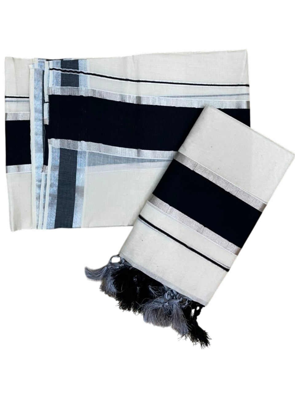 Southloom Kerala Cotton Mundum Neriyathum Single (Set Mundu) with Silver Kasavu and Black Border 2.80 Mtrs SLKK SL525