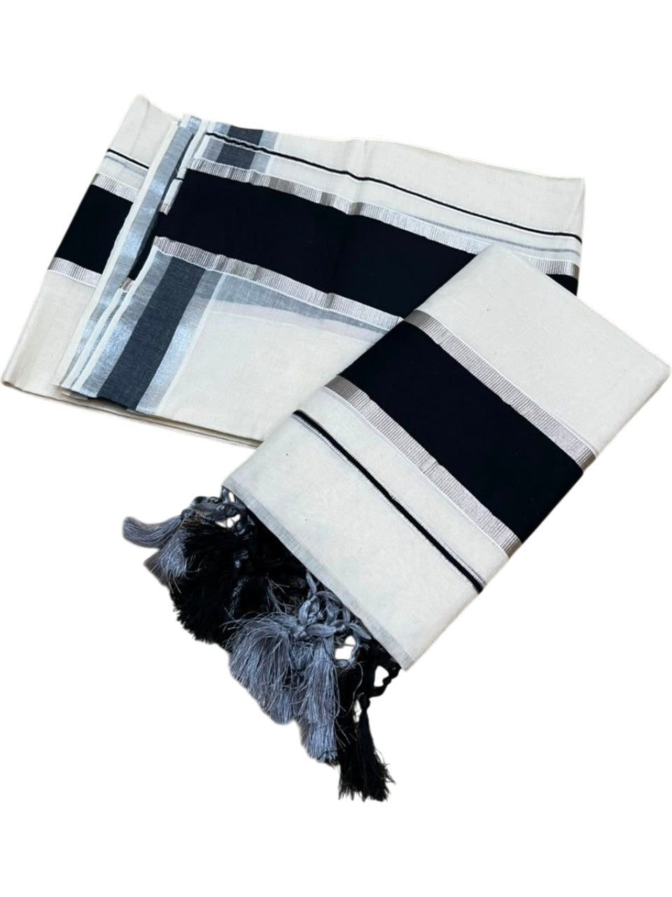 Southloom Kerala Cotton Mundum Neriyathum Single (Set Mundu) with Silver Kasavu and Black Border 2.80 Mtrs SLKK SL525