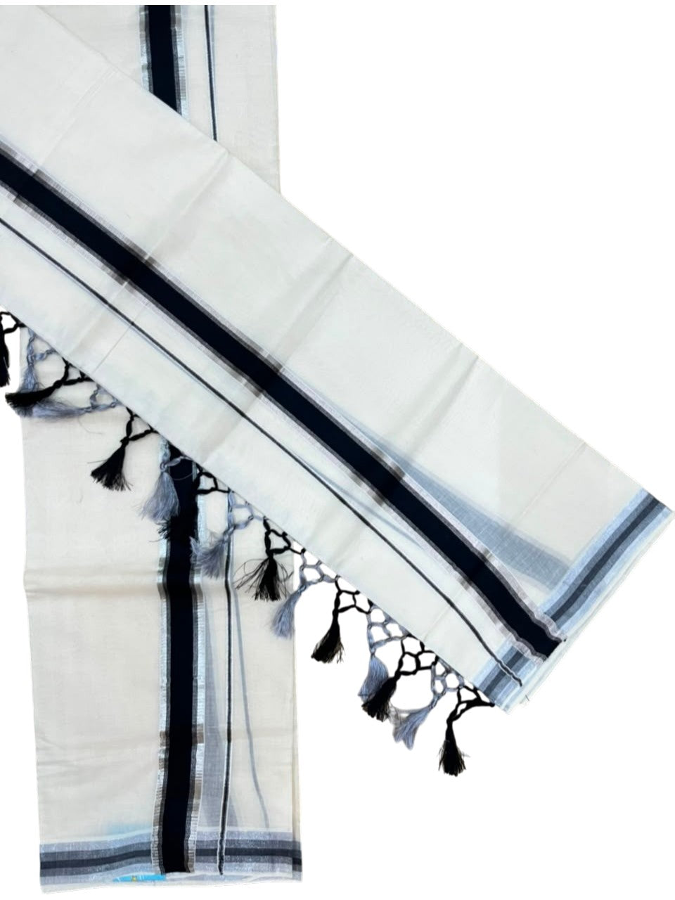 Southloom Kerala Cotton Mundum Neriyathum Single (Set Mundu) with Silver Kasavu and Black Border 2.80 Mtrs SLKK SL525