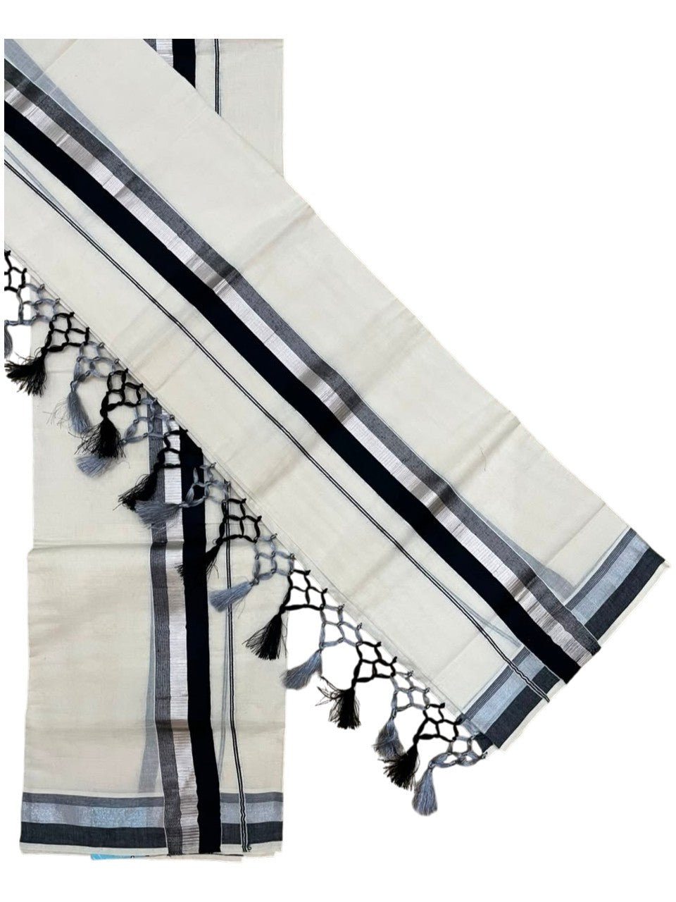 Southloom Kerala Cotton Mundum Neriyathum Single (Set Mundu) with Silver Kasavu and Black Border 2.80 Mtrs SLKK SL525