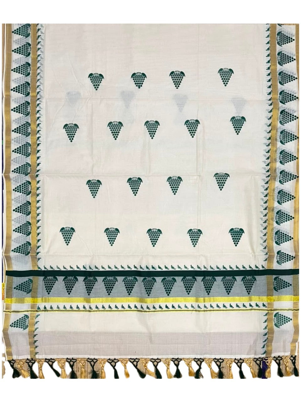Southloom Cotton Kerala Kasavu Saree with Digital Print on Body With Peacock Borders in Green SL519