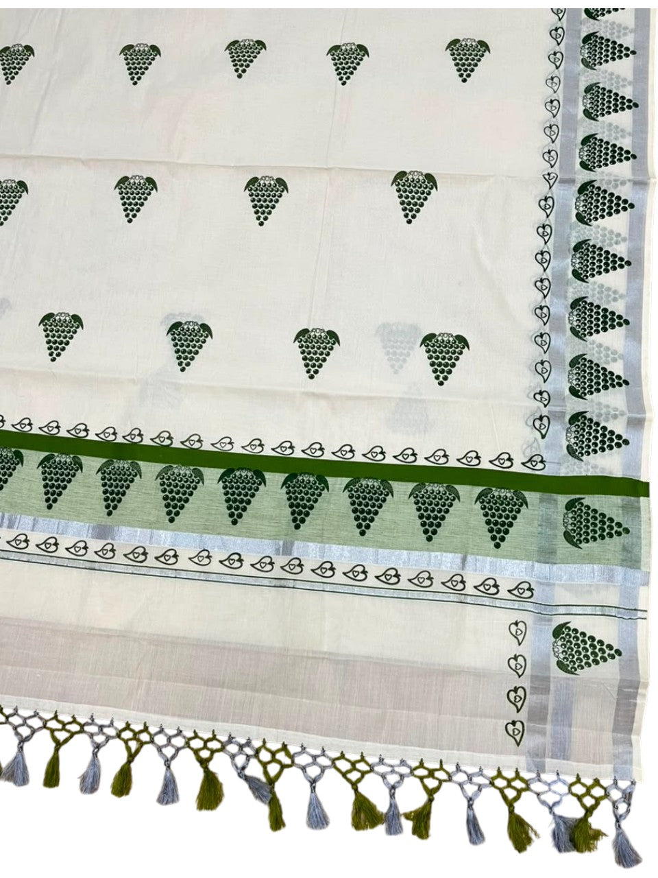 Southloom Cotton Kerala Kasavu Saree with Digital Print on Body in Olive Green SL519