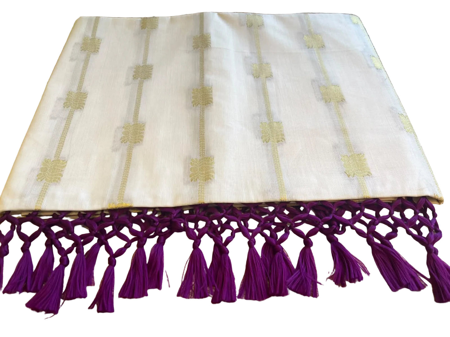 Southloom Kerala Cotton Lotus Design Saree With Purple Tassels SL532