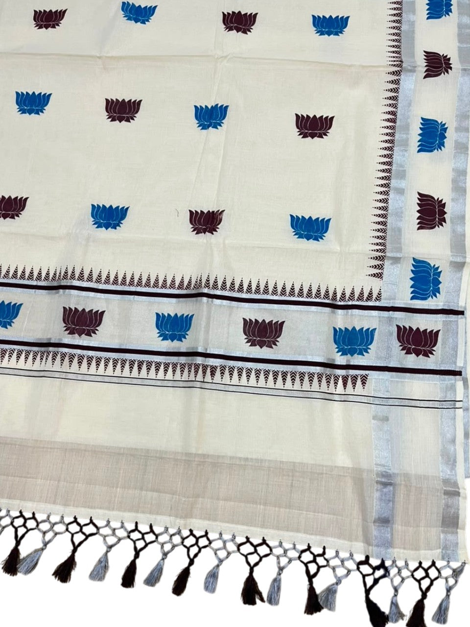 Southloom Cotton Kerala Kasavu Saree with Lotus Digital Print on Body in Blue and Brown SL519