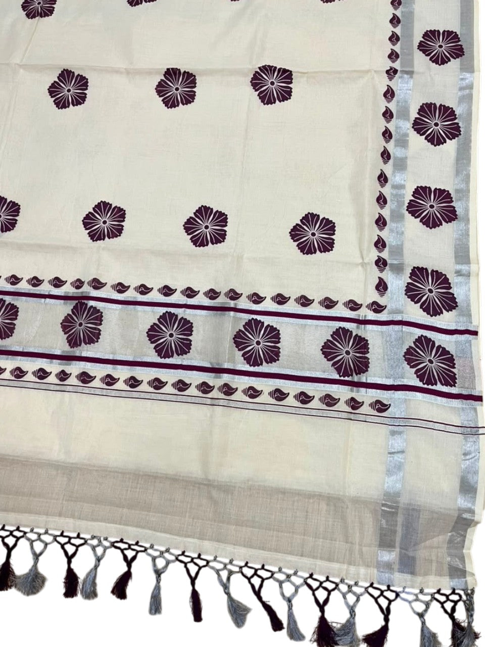 Southloom Cotton Kerala Kasavu Saree with Digital Print on Body in Purple SL519