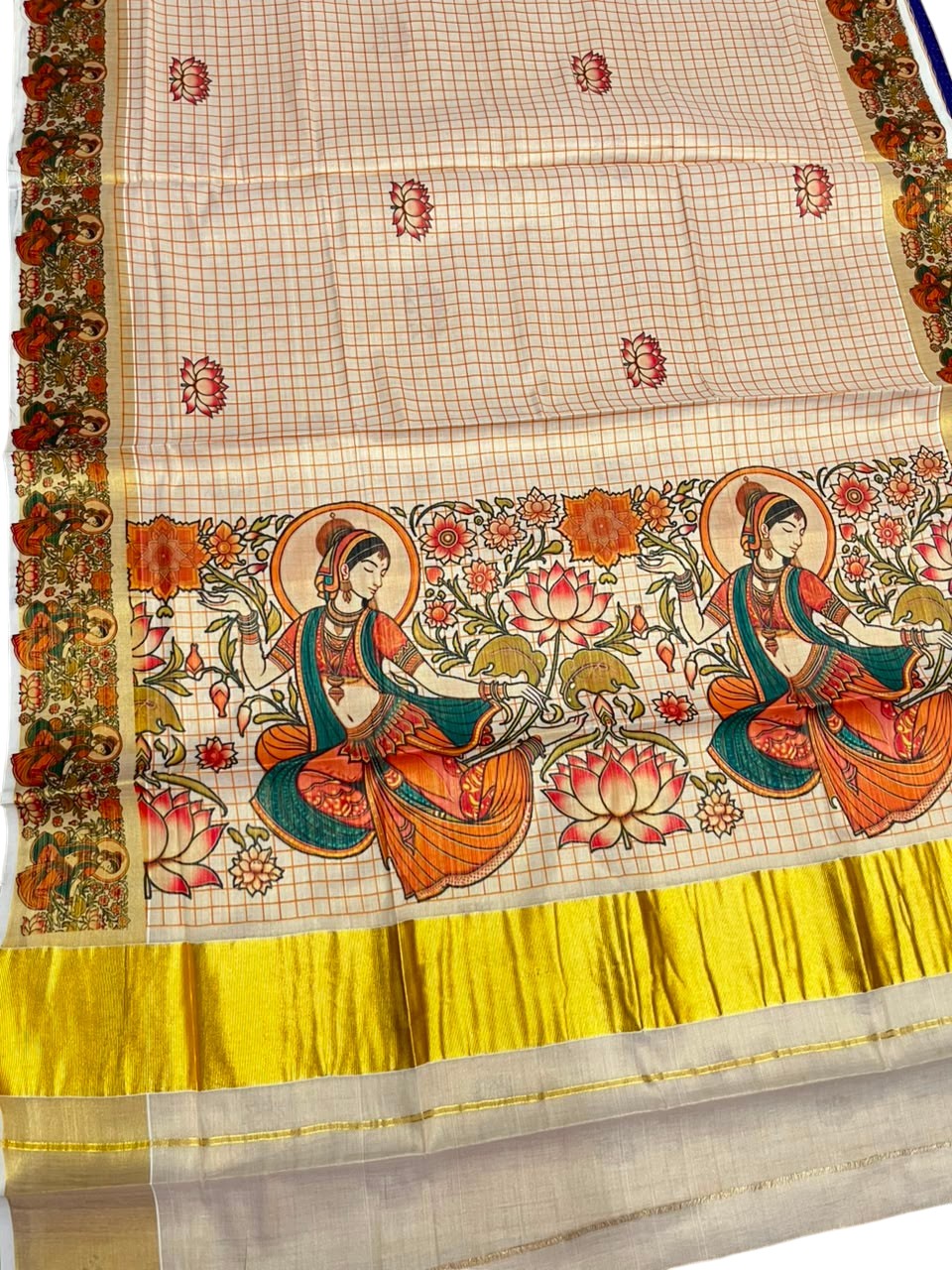 Southloom Tissue Kerala Kasavu Check Saree with Lotus Design on Body