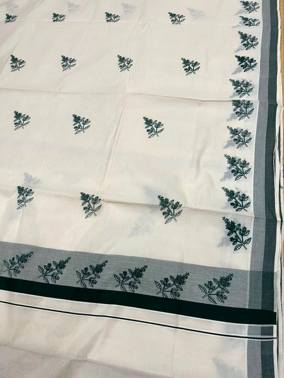 Southloom Cotton Kerala Kasavu Saree with Digital Print on Body with in Green SL533
