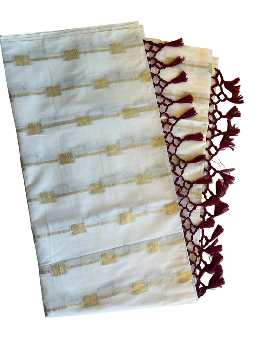 Southloom Kerala Cotton Lotus Design Saree With Maroon Tassels SL532