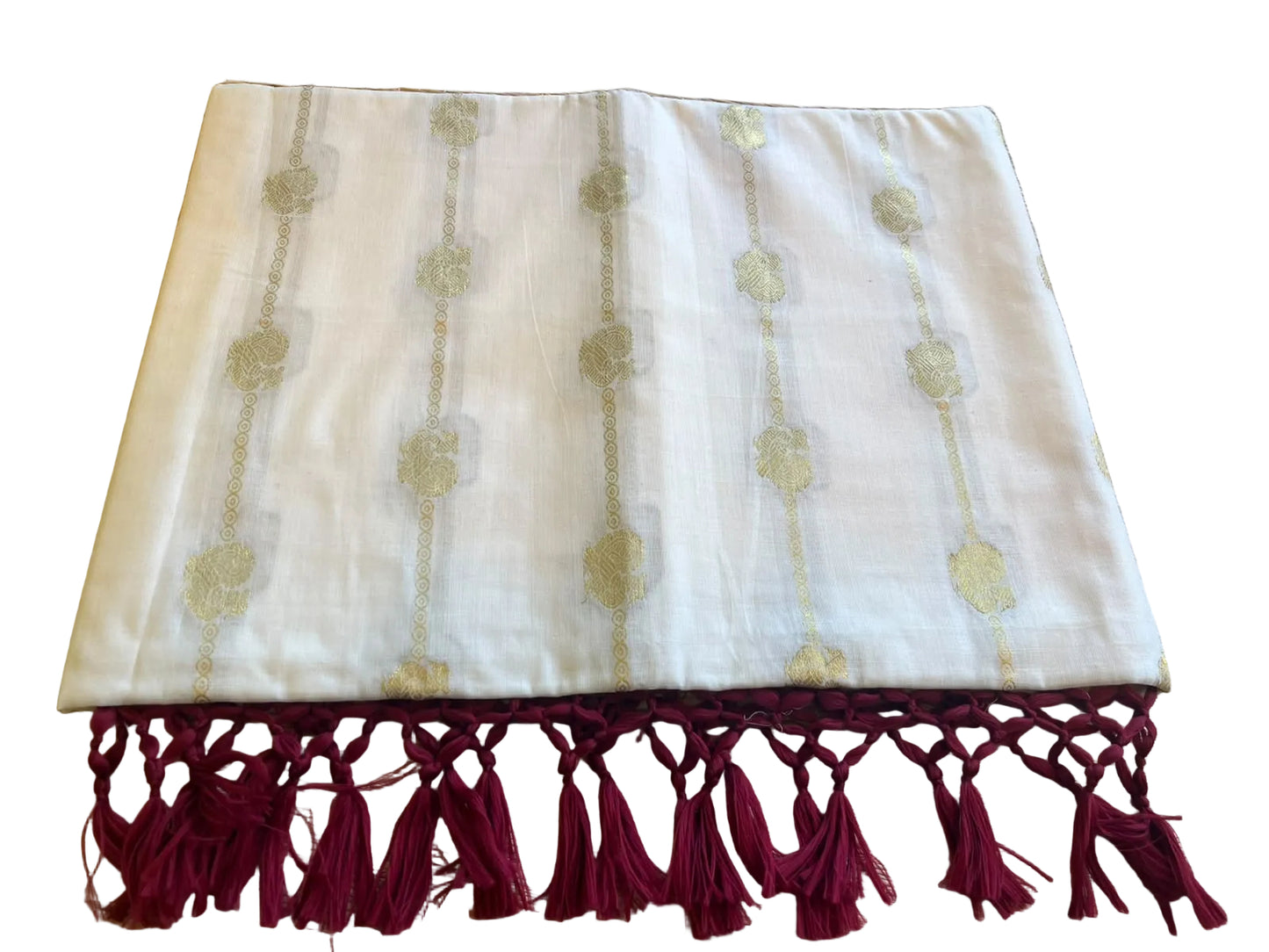 Southloom Kerala Cotton Peacock Design Saree With Maroon Tassels SL534